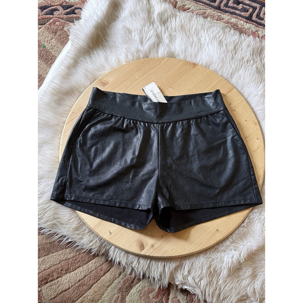 Commando shorts